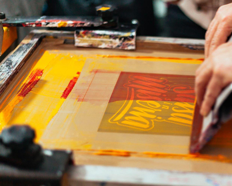 Traditional screen printing process